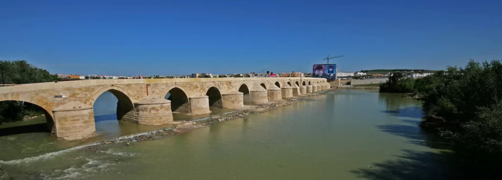 Старинный римский мост